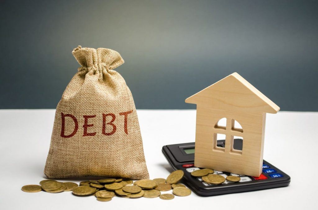Debt Consolidation Plan: How does it help with refinancing your unsecured debts?