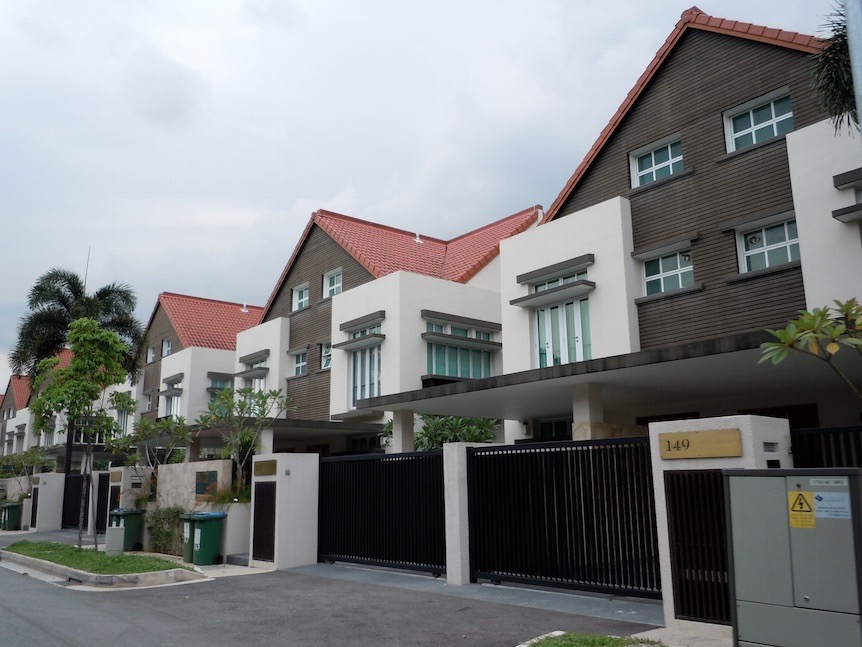 Image of a row of terrace houses in Singapore